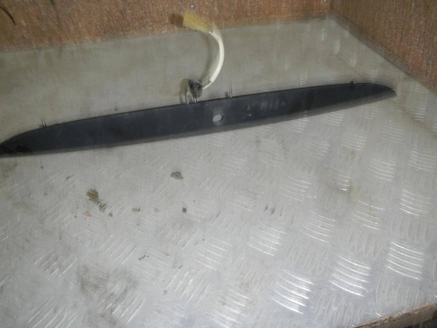 Накладка двери багажника