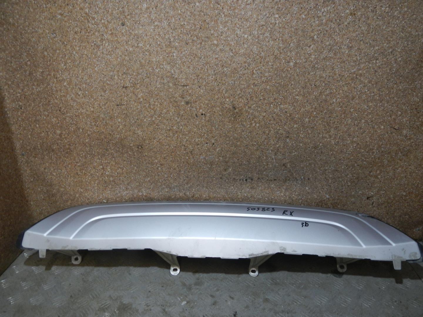 Накладка заднего бампера