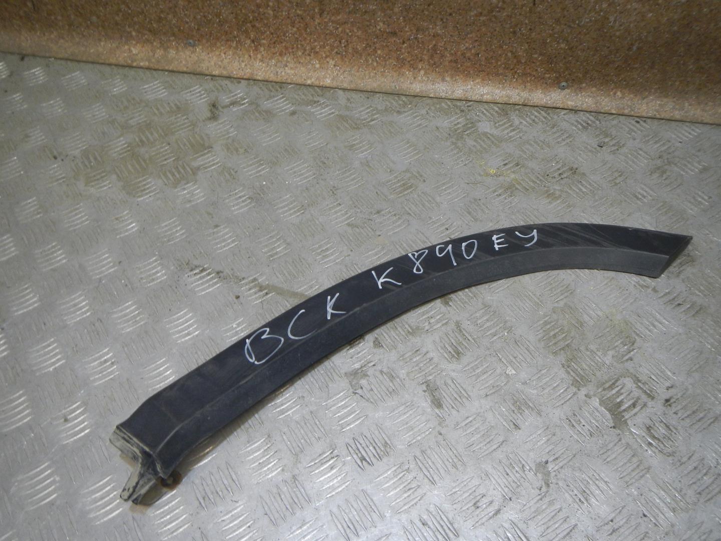 Накладка двери задней левой