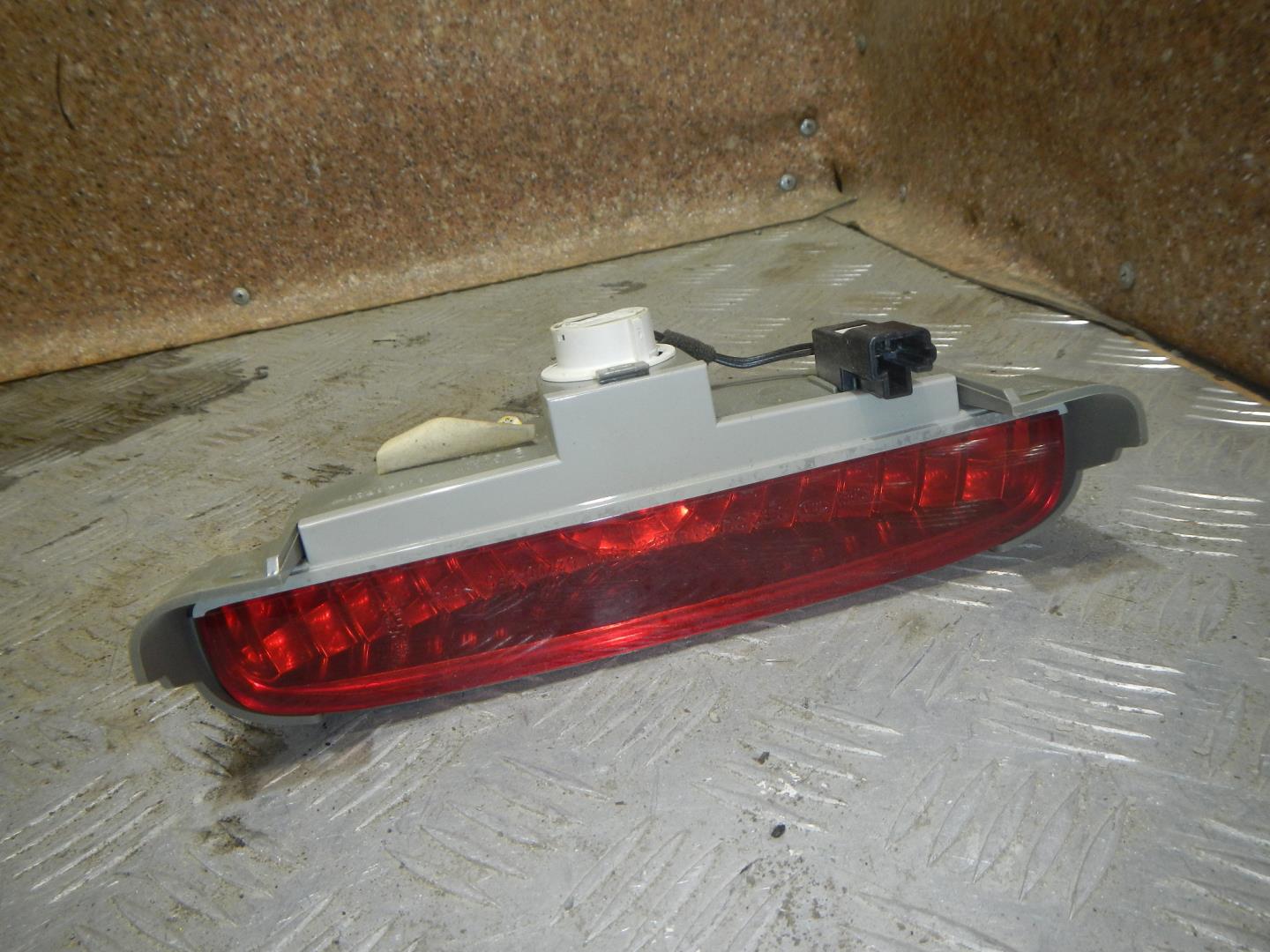 Фонарь задний (стоп сигнал)