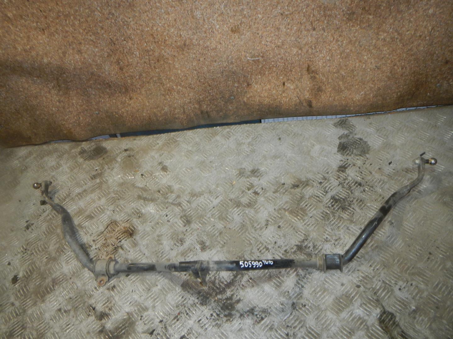 Стабилизатор передний