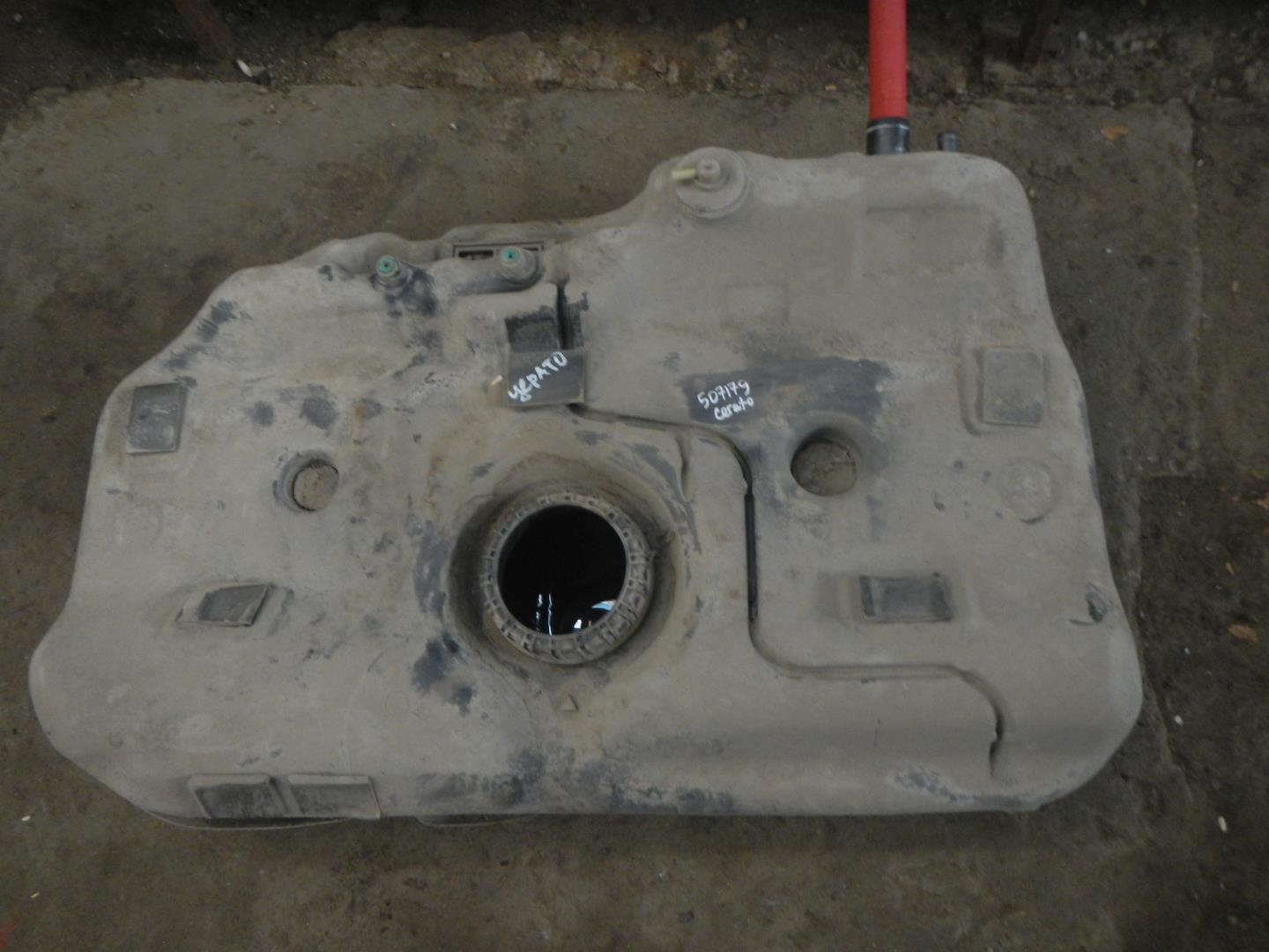 Бак топливный