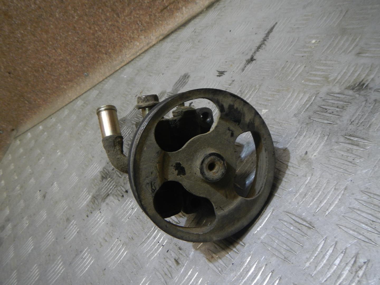 Насос ГУР (гидроусилитель руля)