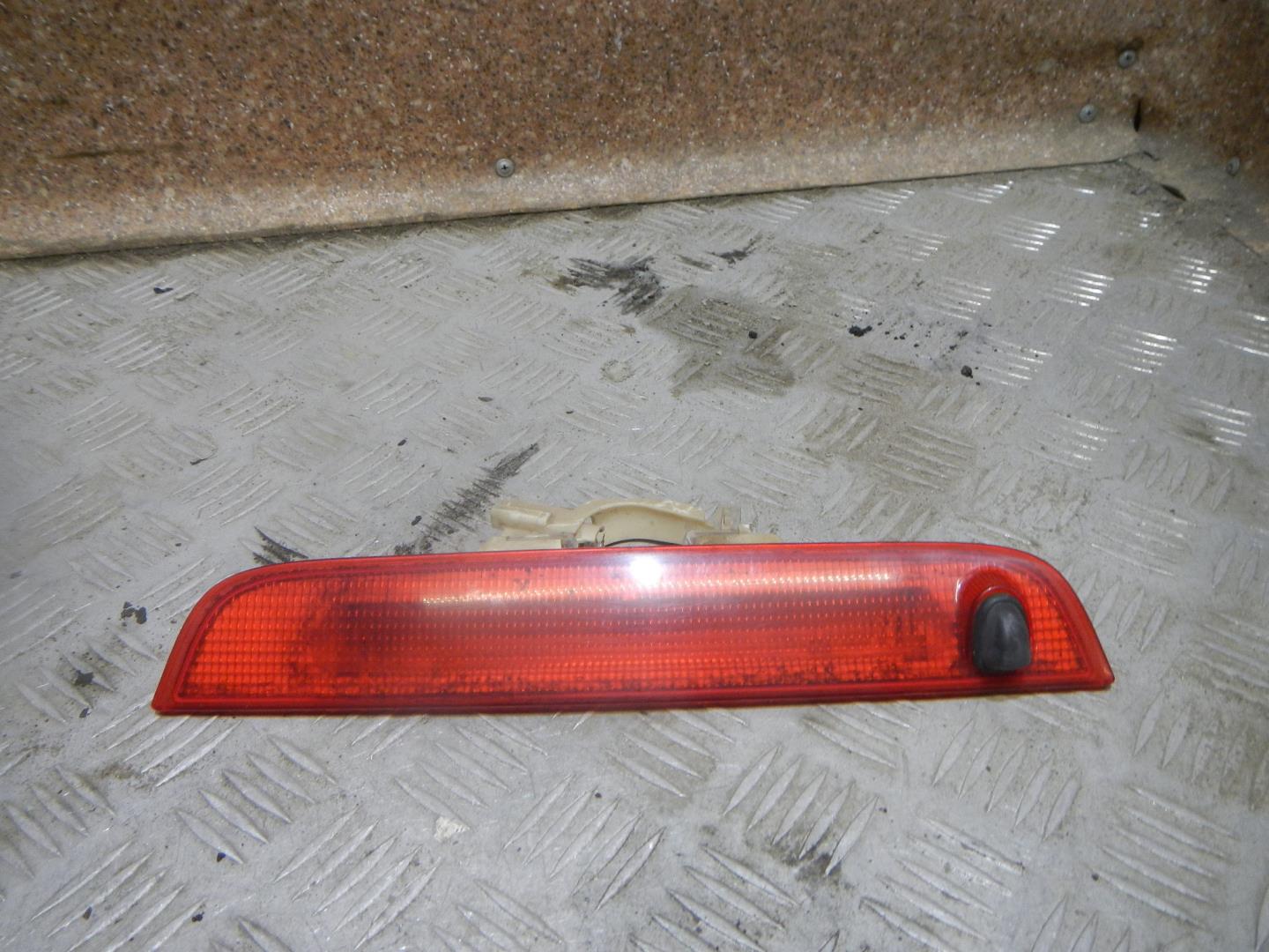 Фонарь задний (стоп сигнал)