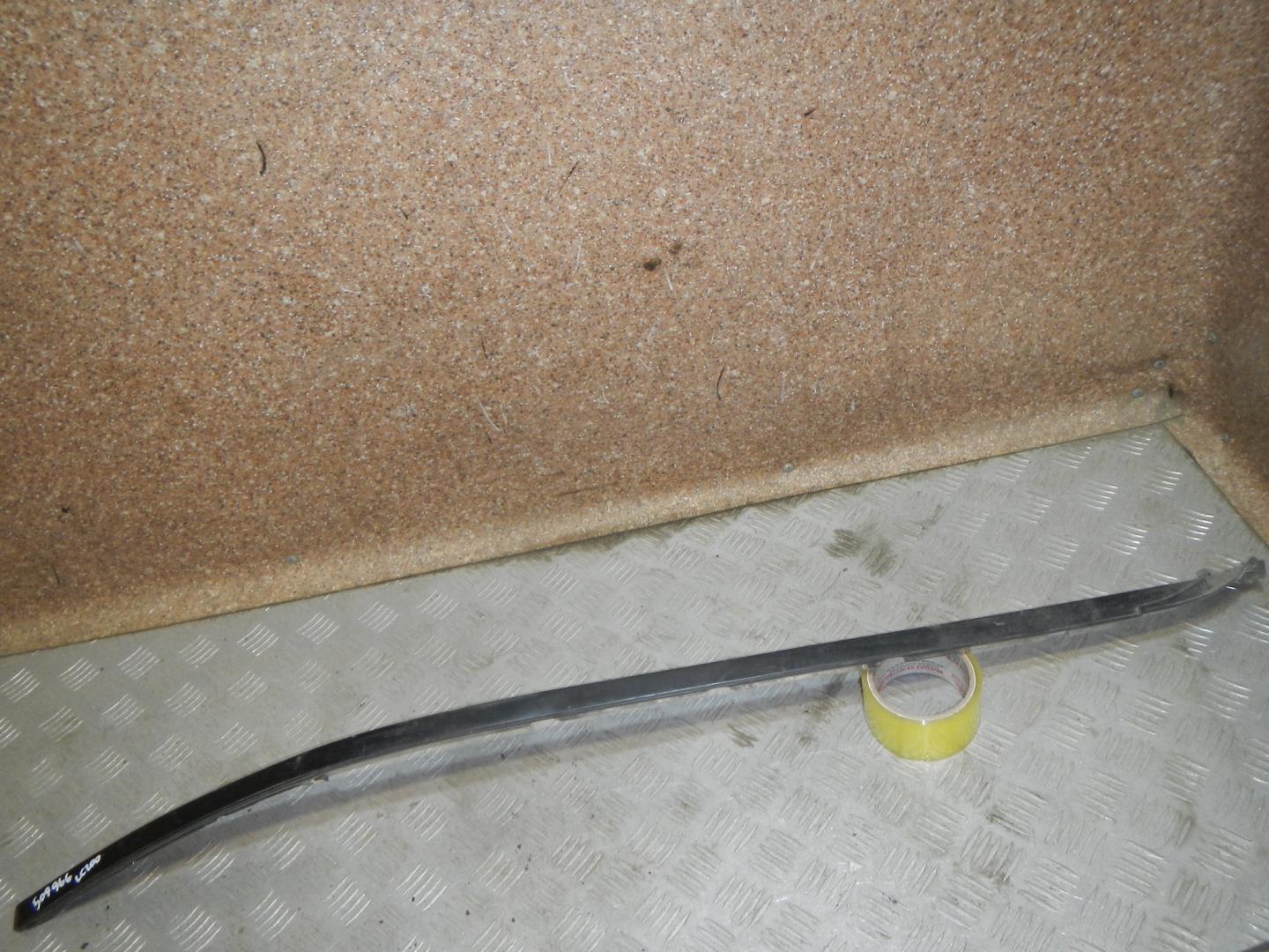 Молдинг лобового стекла