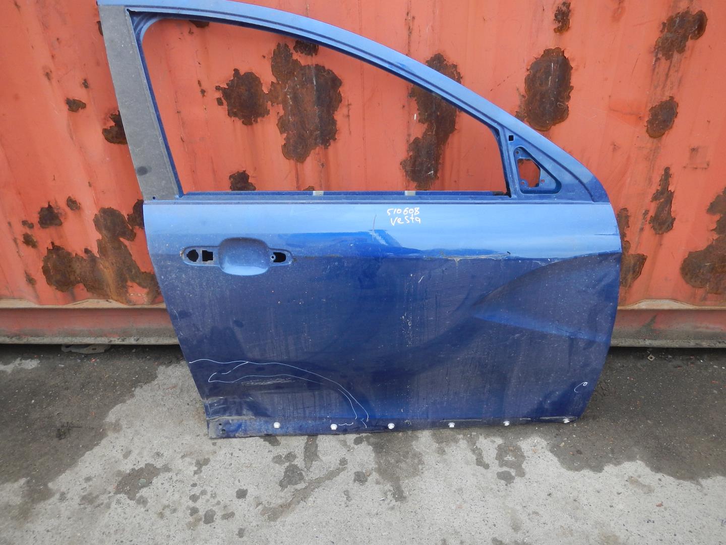 Дверь передняя правая