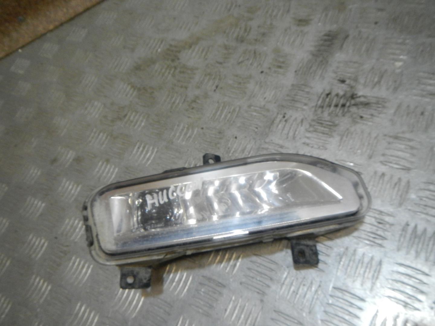 Фара противотуманная левая