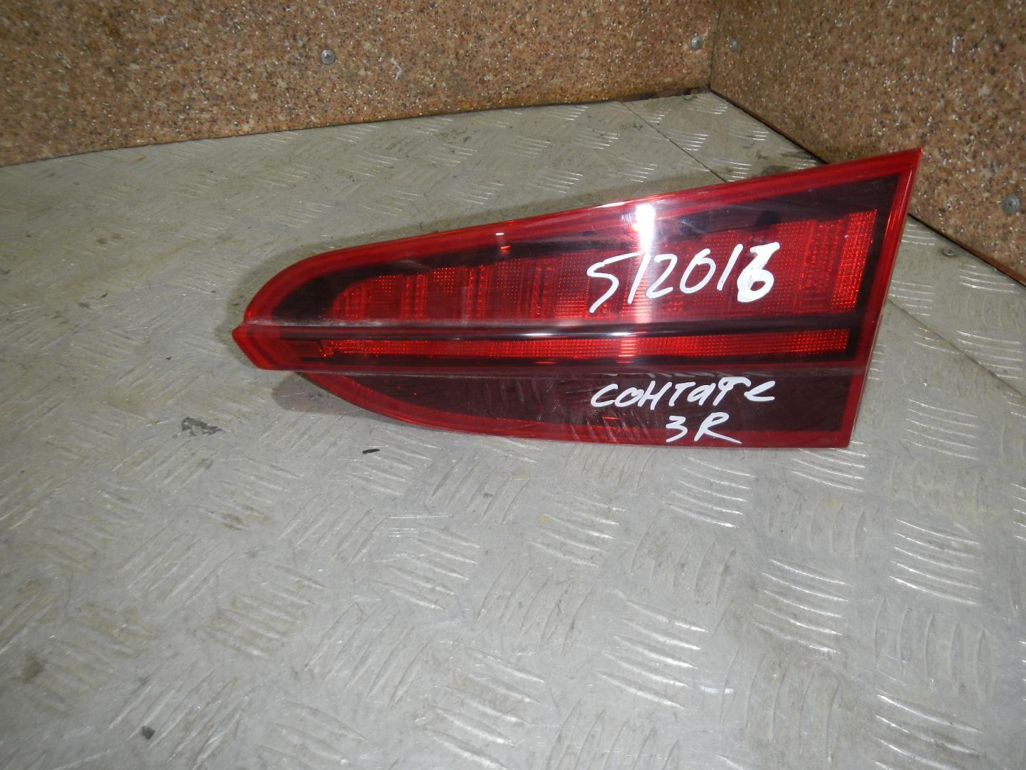 Фонарь задний внутренний правый