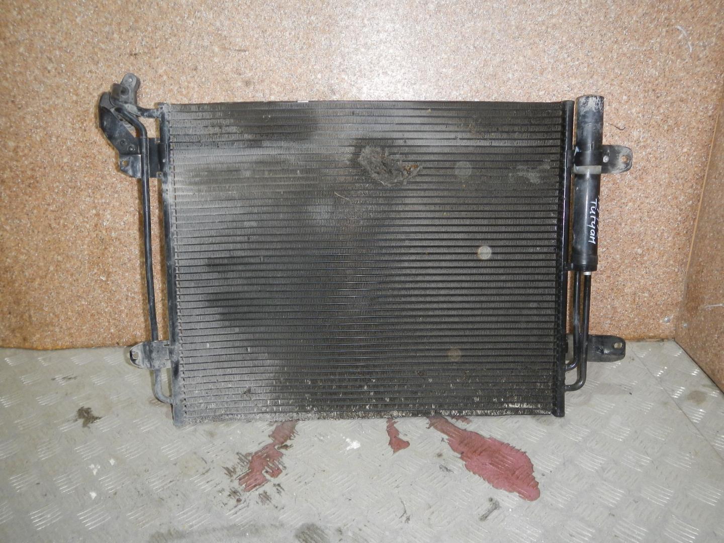 Радиатор кондиционера / конденсер