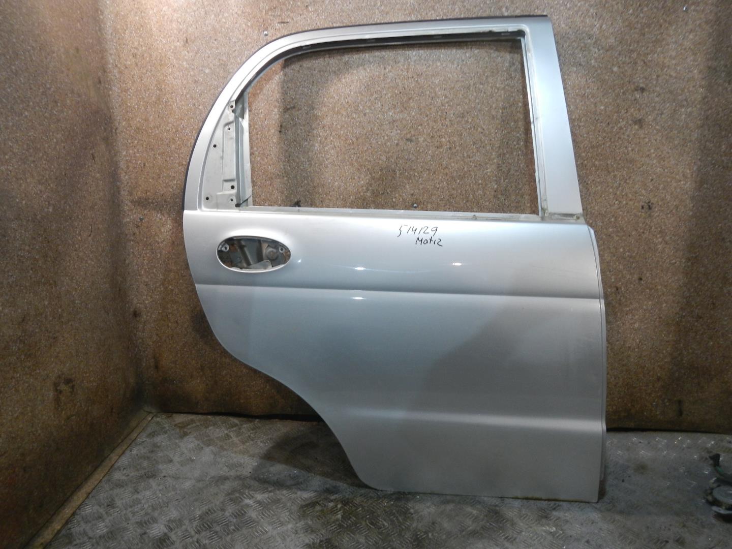 Дверь задняя правая