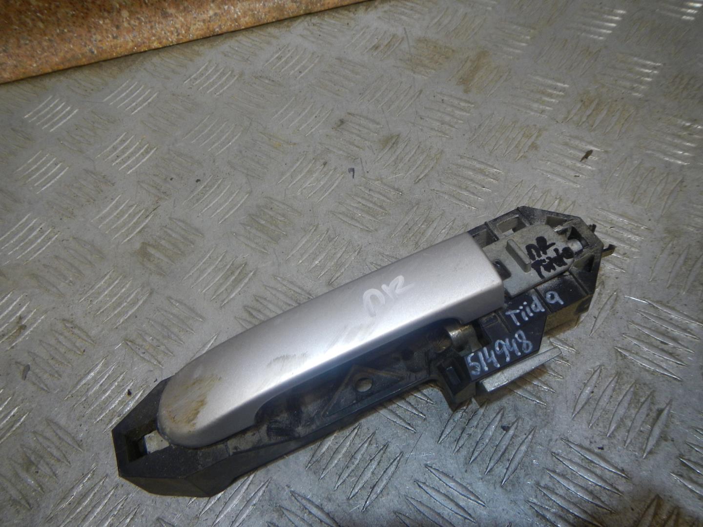 Ручка двери передней наружная правая для Tiida C11 2004-2013