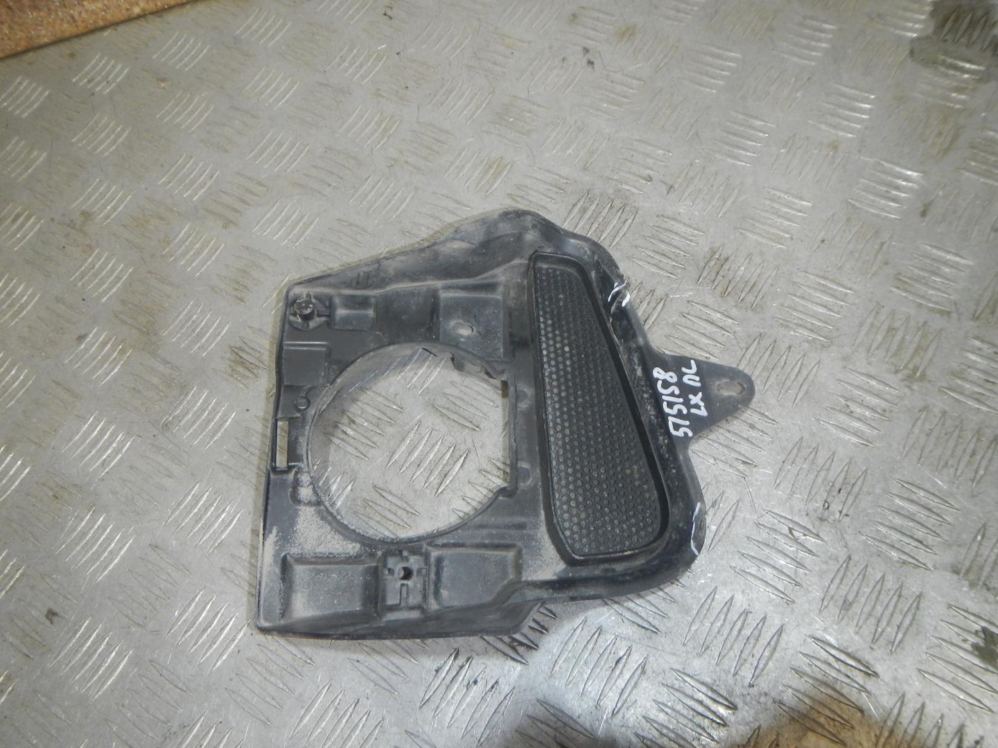 Кронштейн фары противотуманной левой