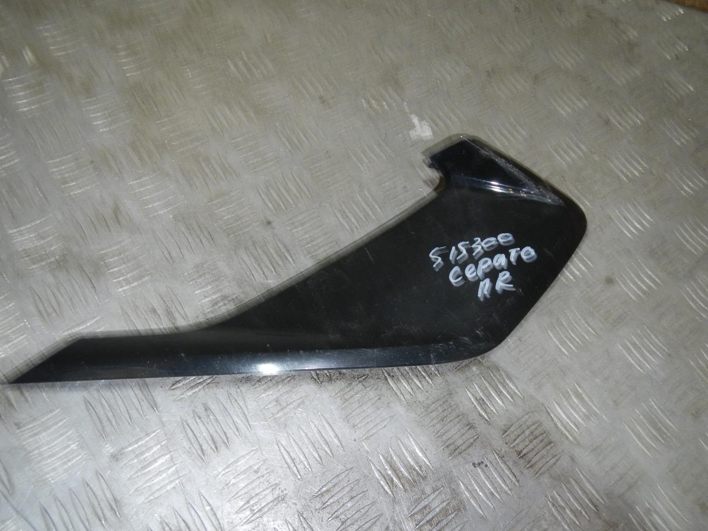 Накладка переднего бампера правая