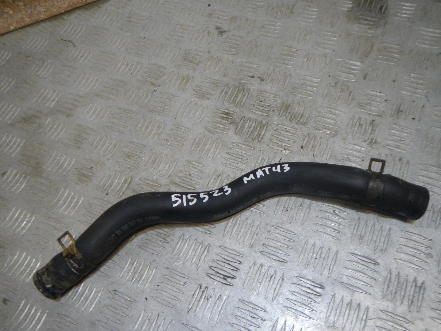 Патрубок радиатора