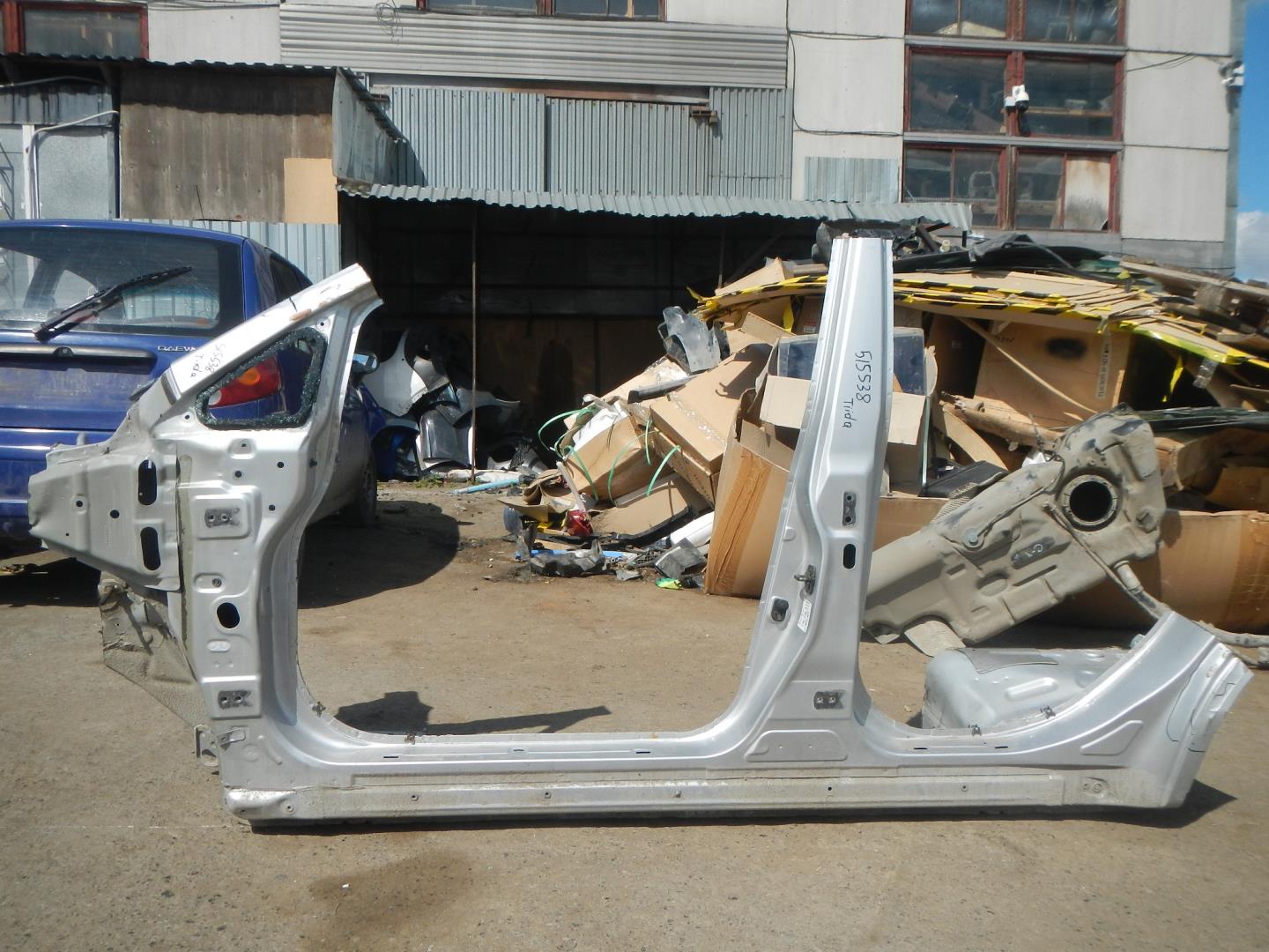 Порог со стойкой левый