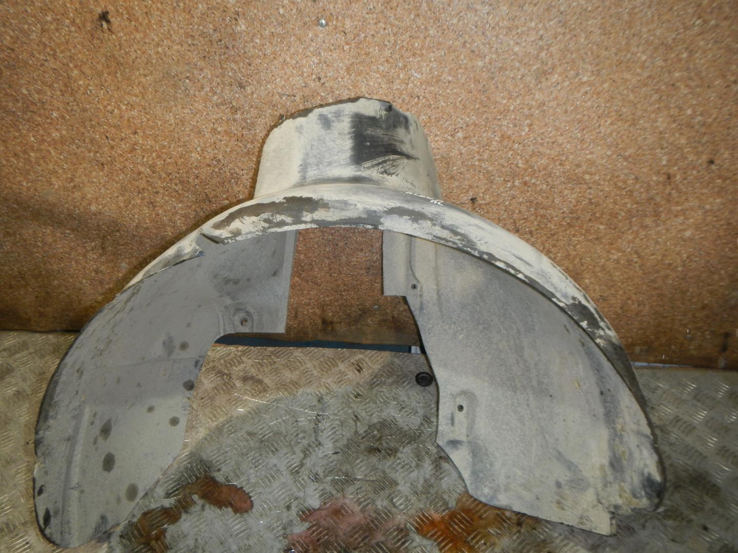 Локер передний левый