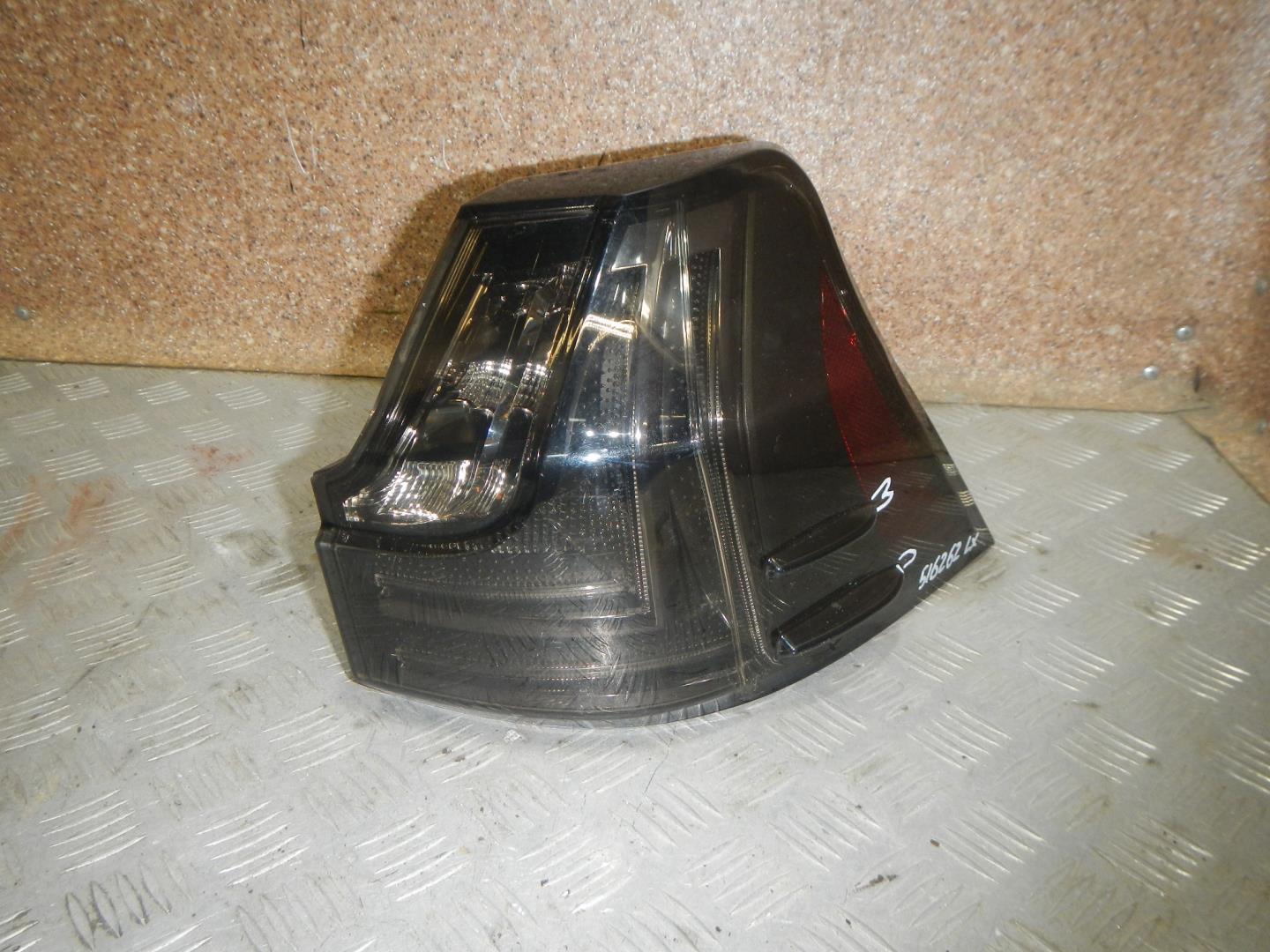 Фонарь задний правый