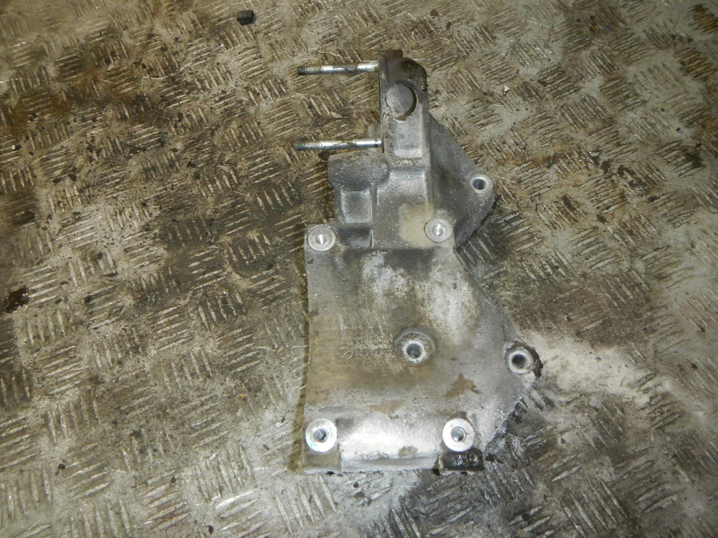 Кронштейн кондиционера