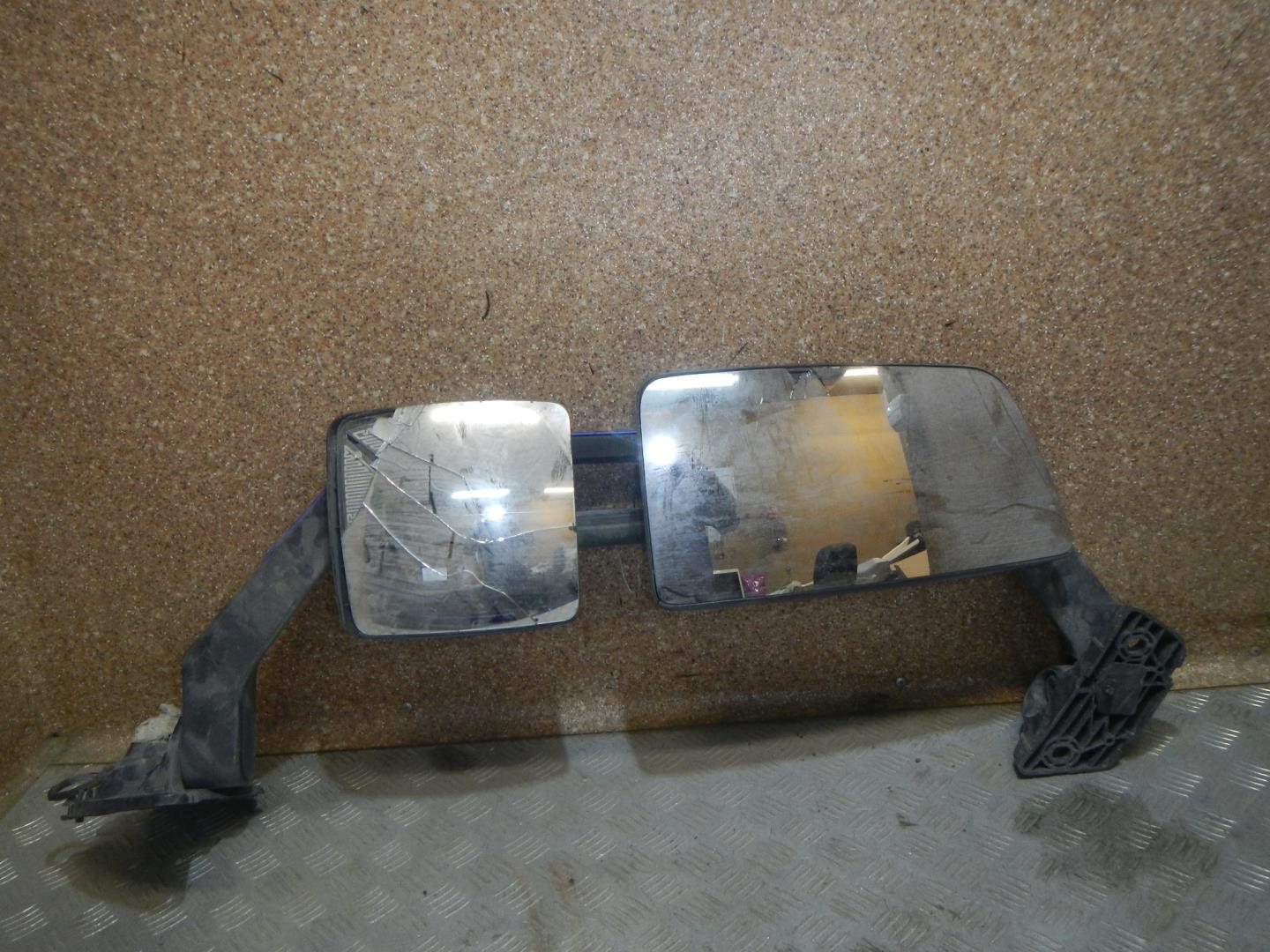 Зеркало левое электрическое