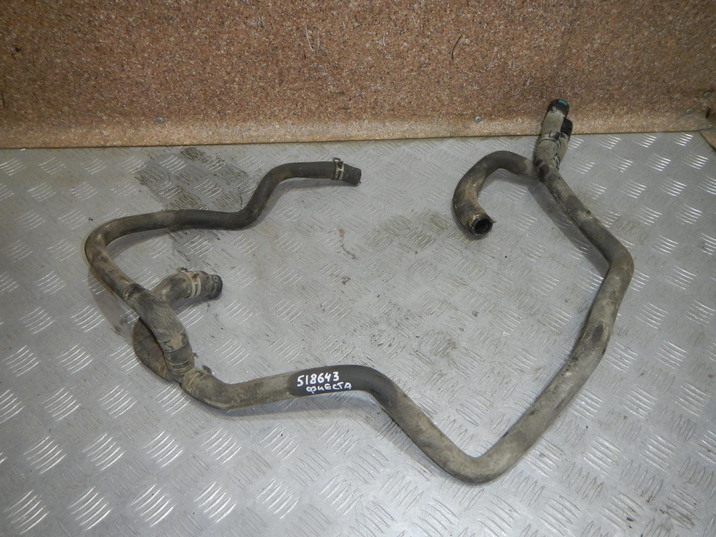 Патрубок отопителя