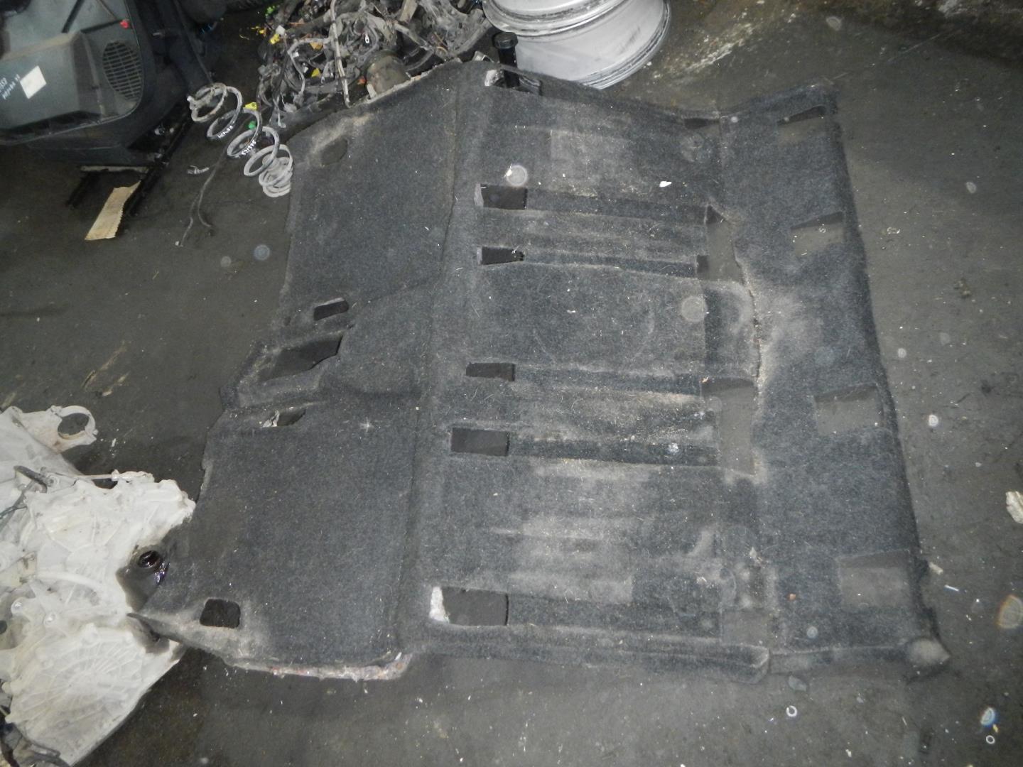 Покрытие напольное (ковролин)