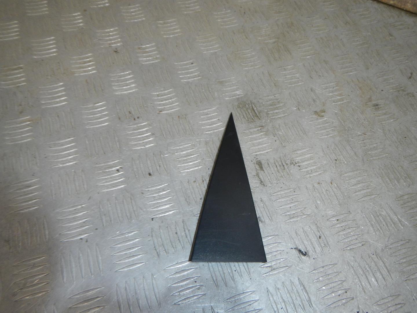 Накладка двери задней правой