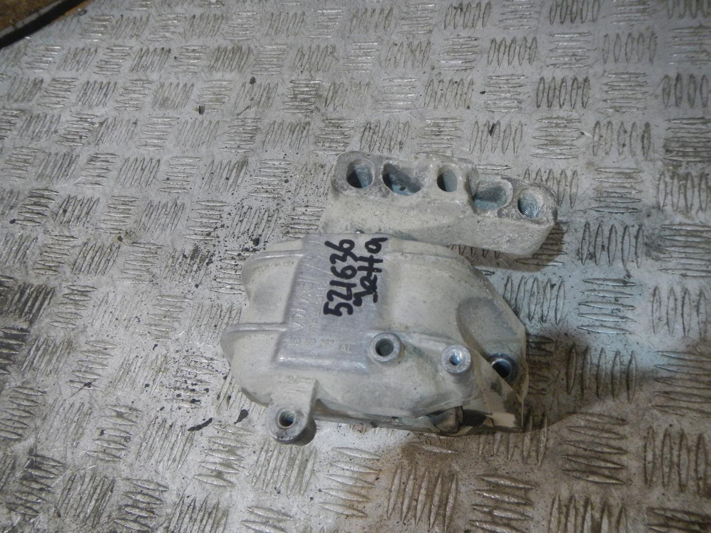 Опора двигателя правая