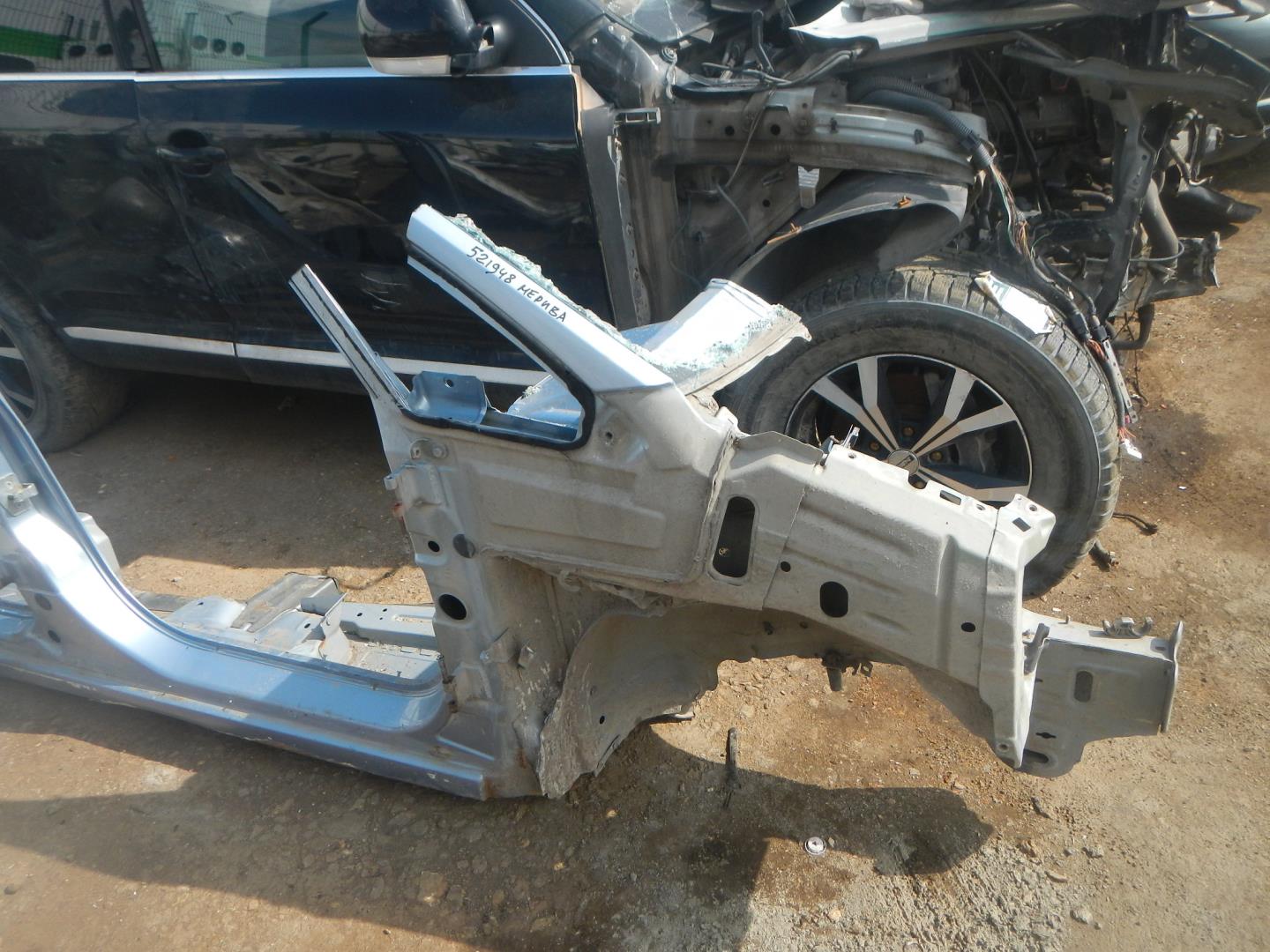 Лонжерон передний правый