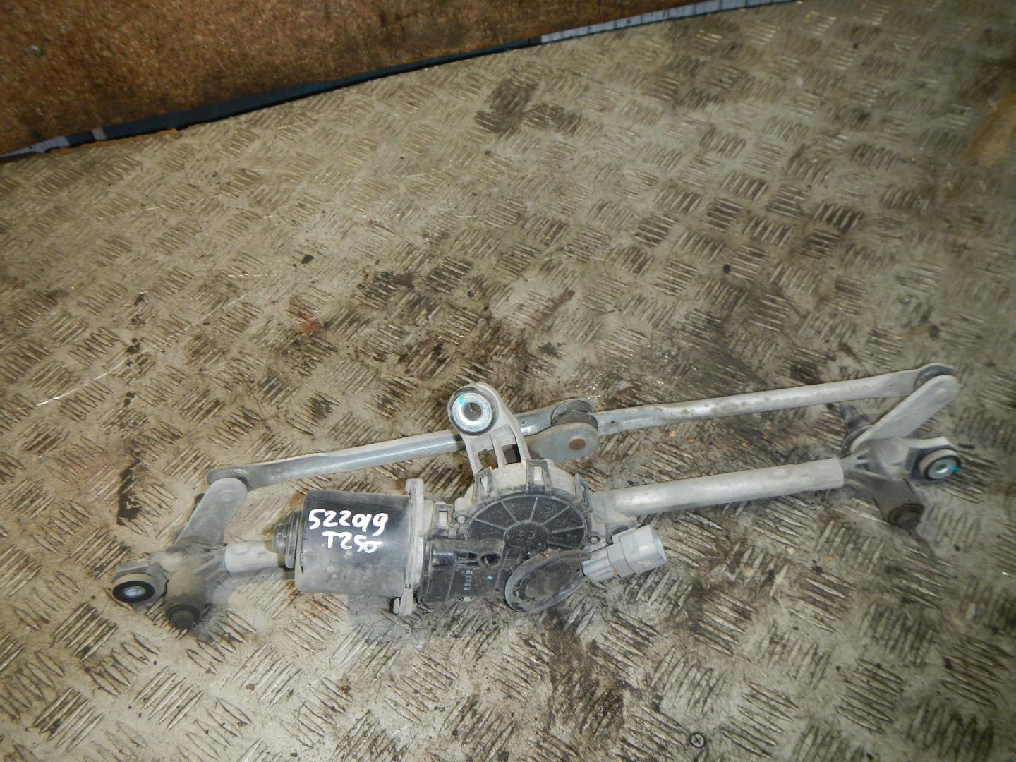 Трапеция стеклоочистителей