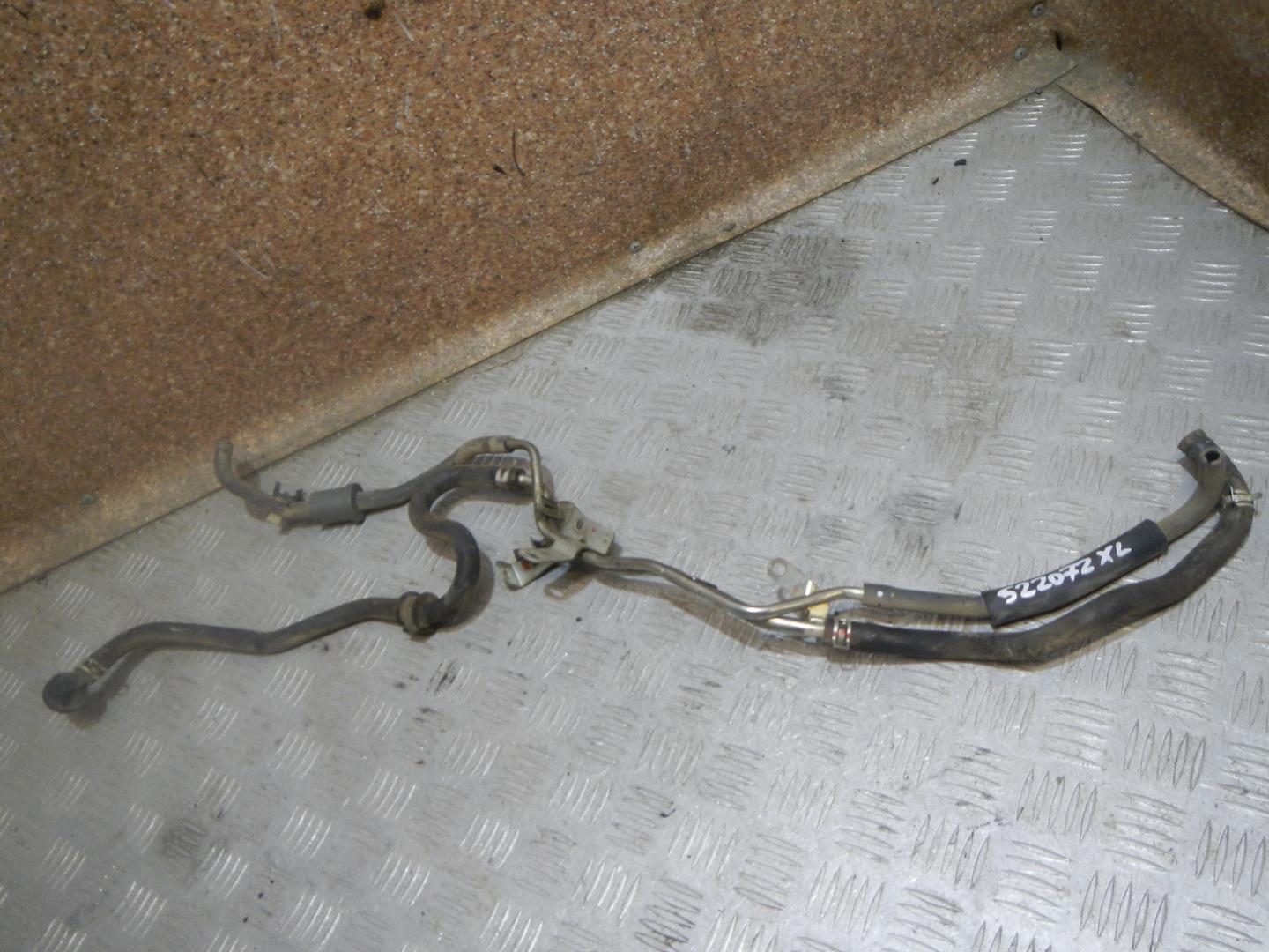 Трубка топливная