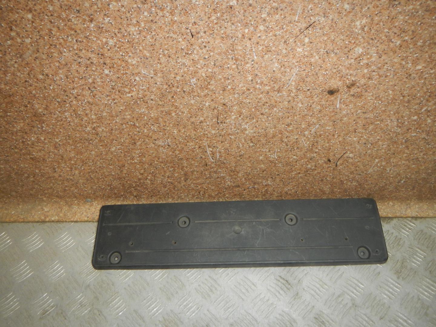 Накладка переднего бампера под номер