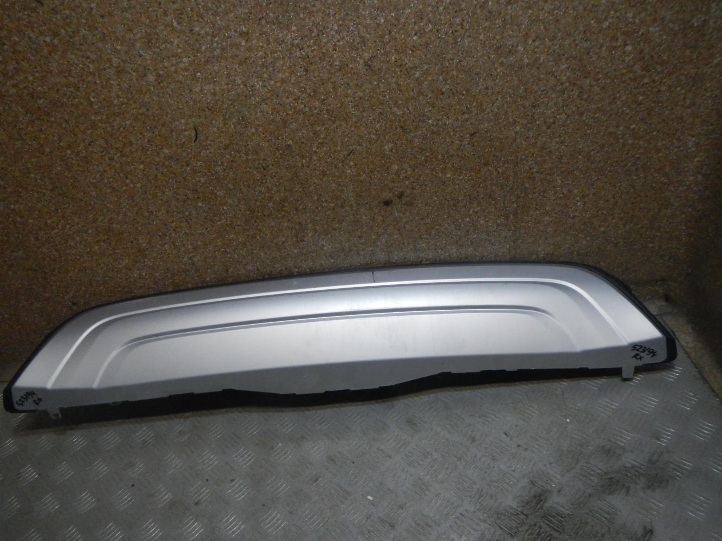 Накладка заднего бампера