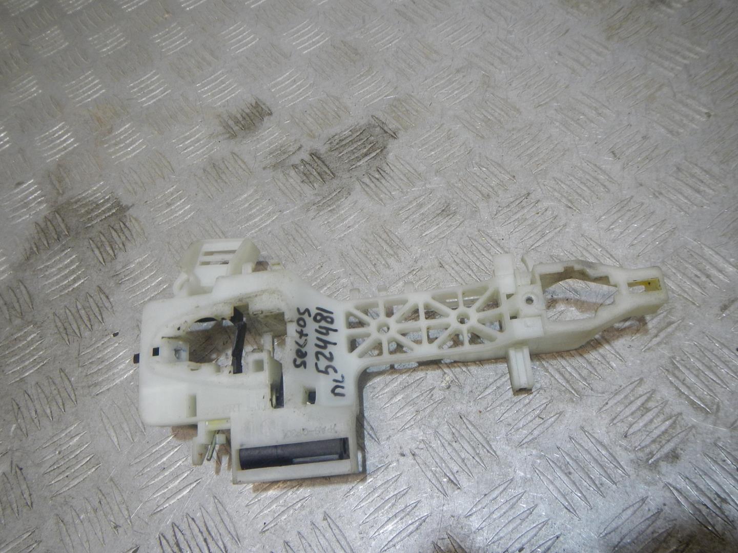 Кронштейн ручки