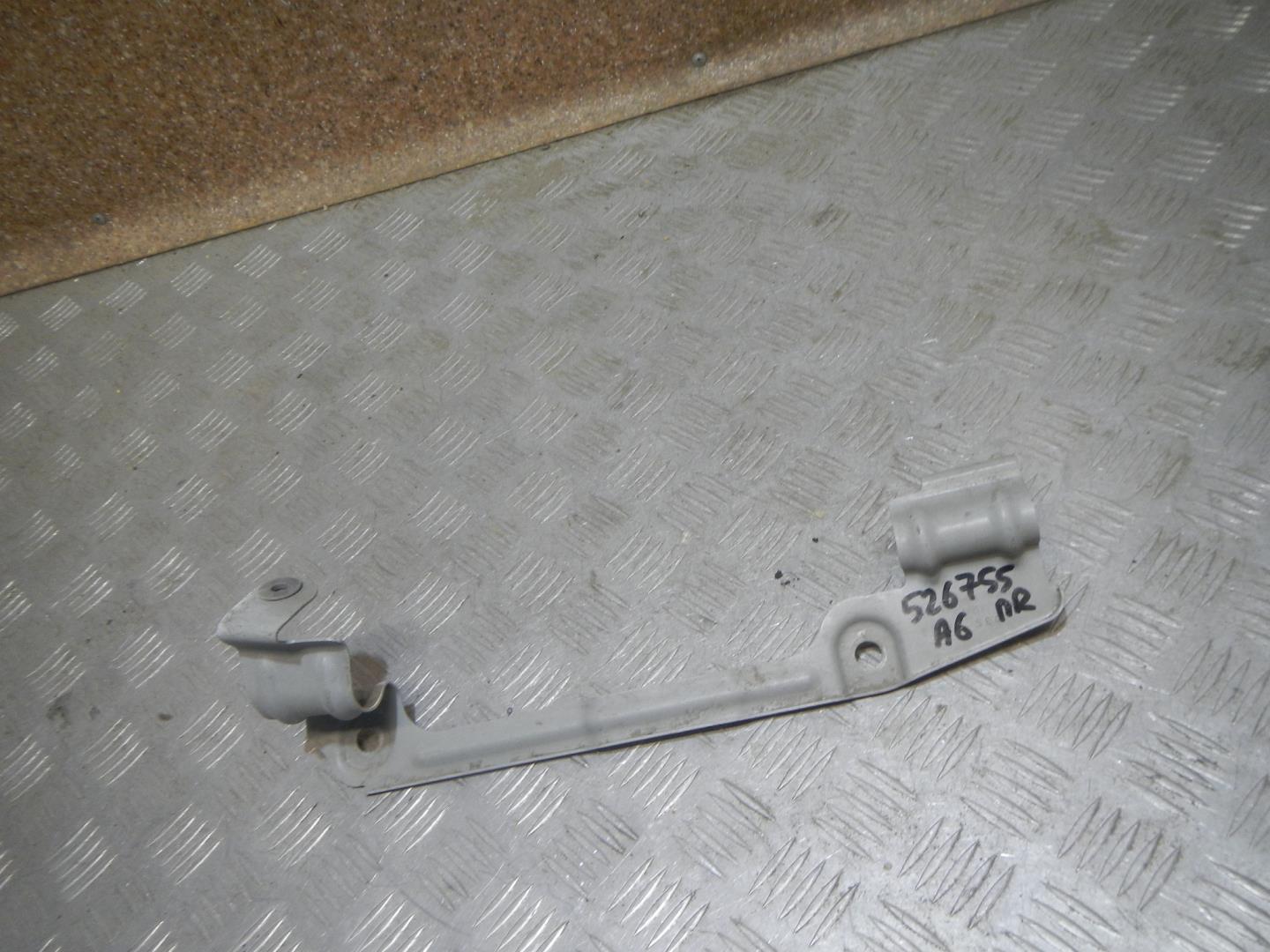 Кронштейн крепления крыла