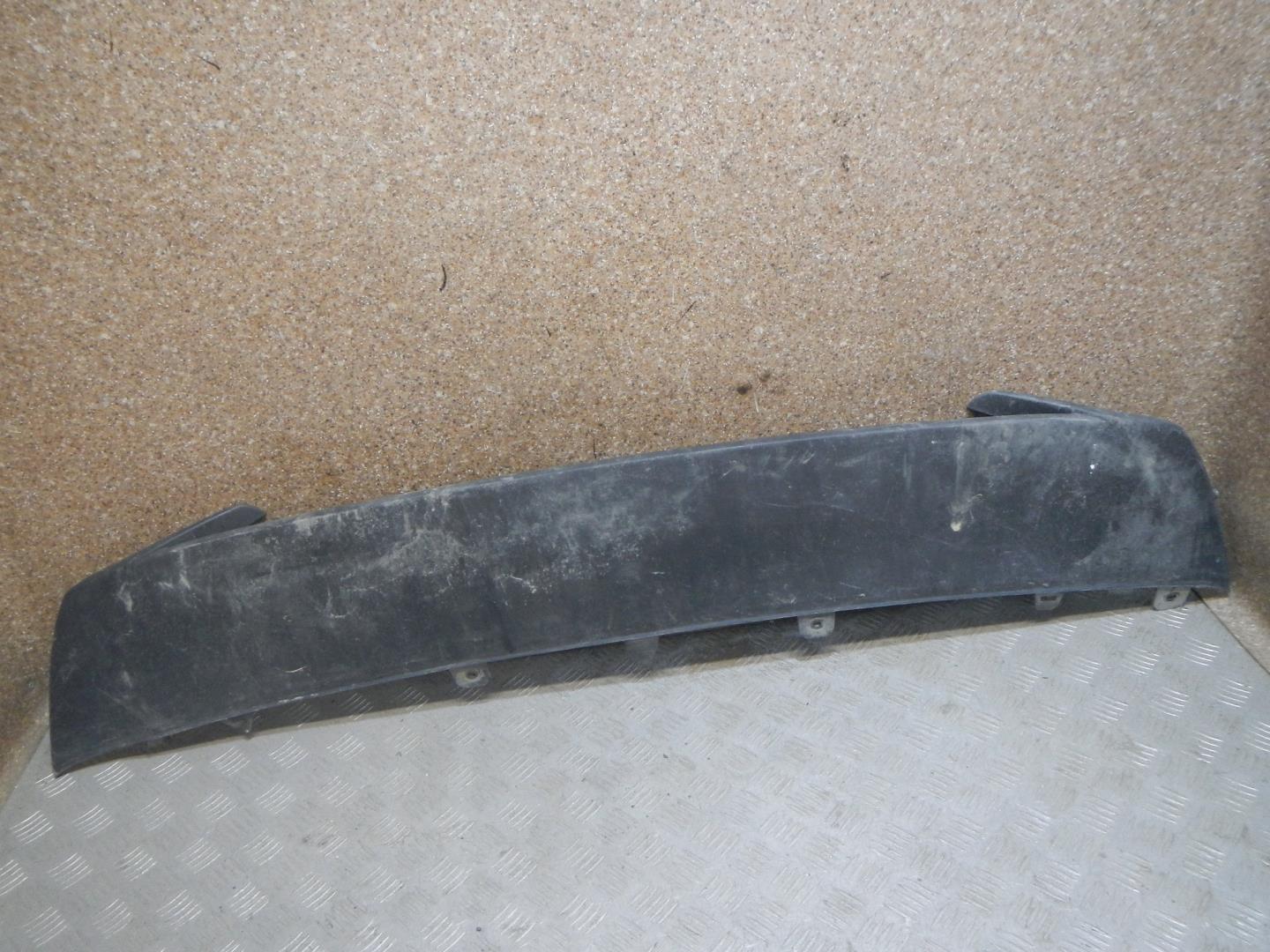 Накладка переднего бампера