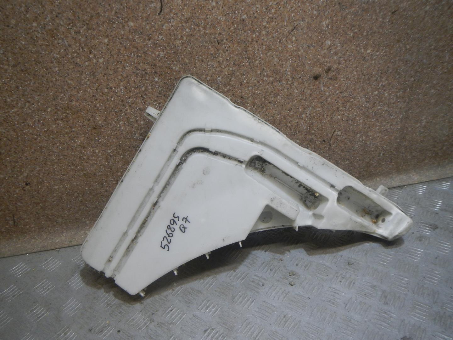 Бачок омывателя лобового стекла