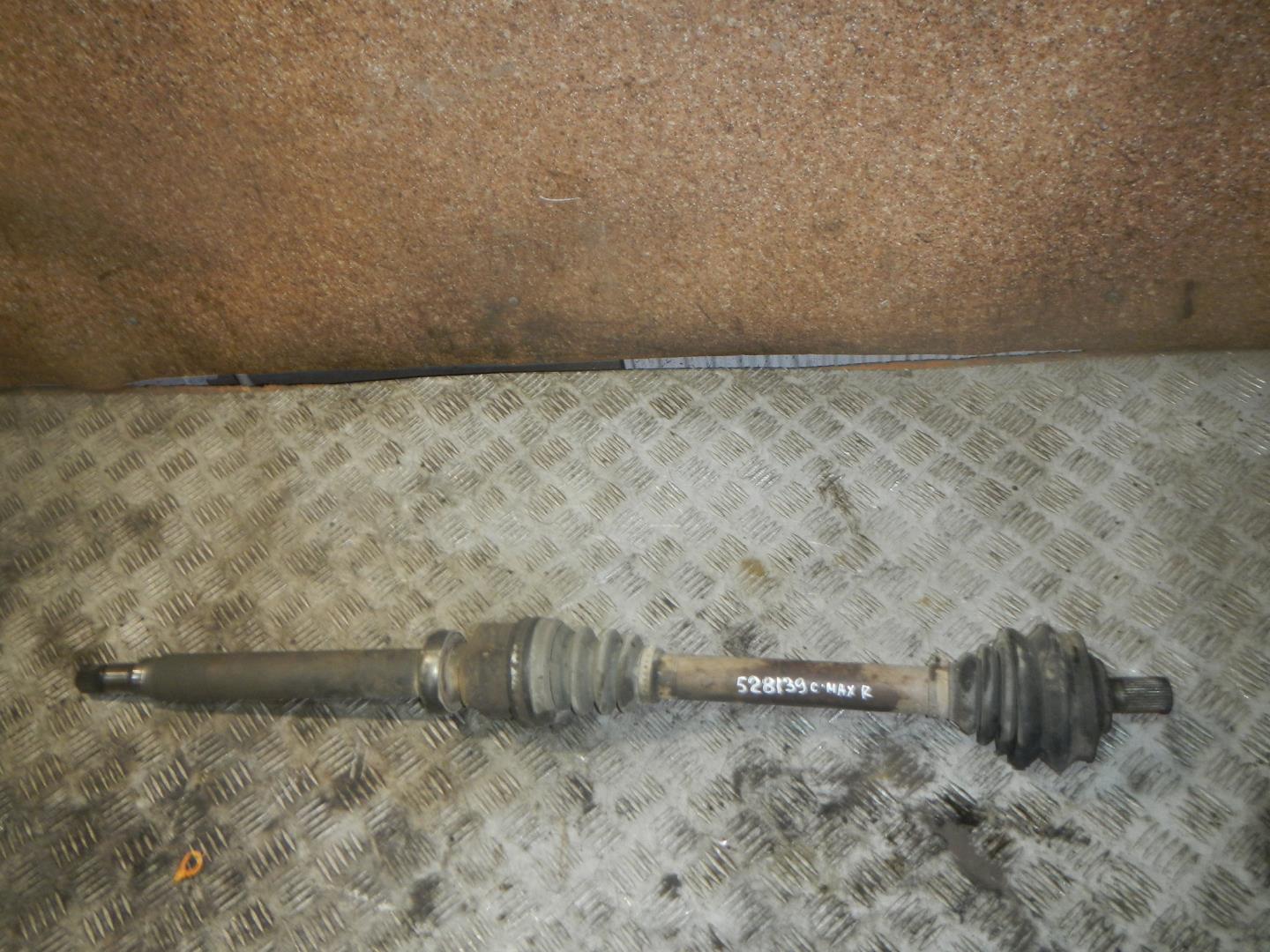 Полуось передняя правая