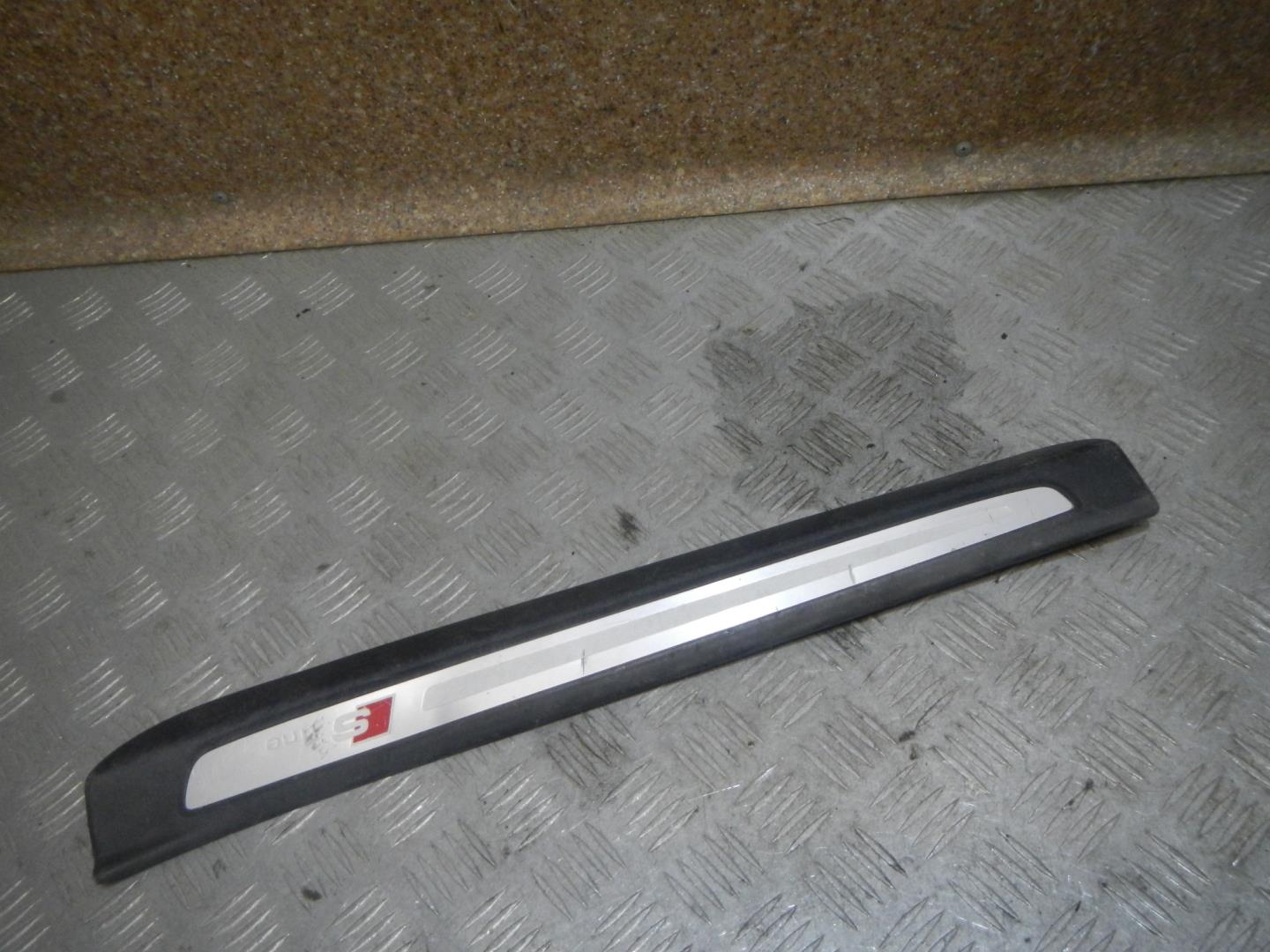 Накладка порога (внутренняя)