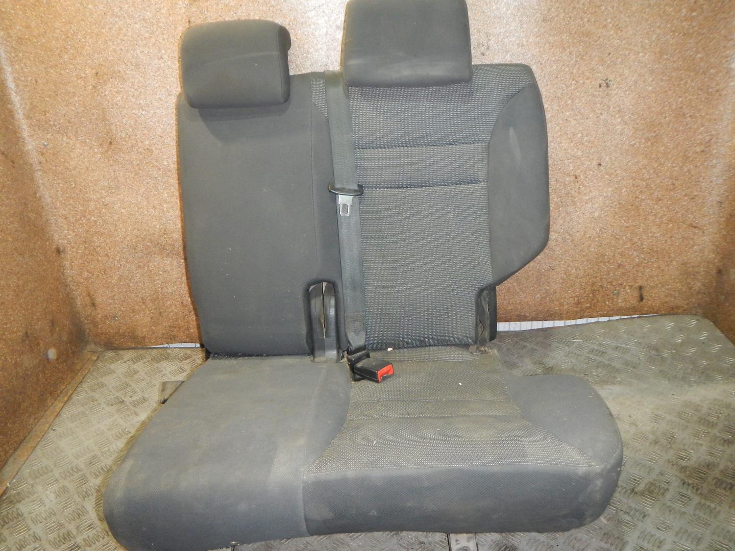 Сиденье салонное