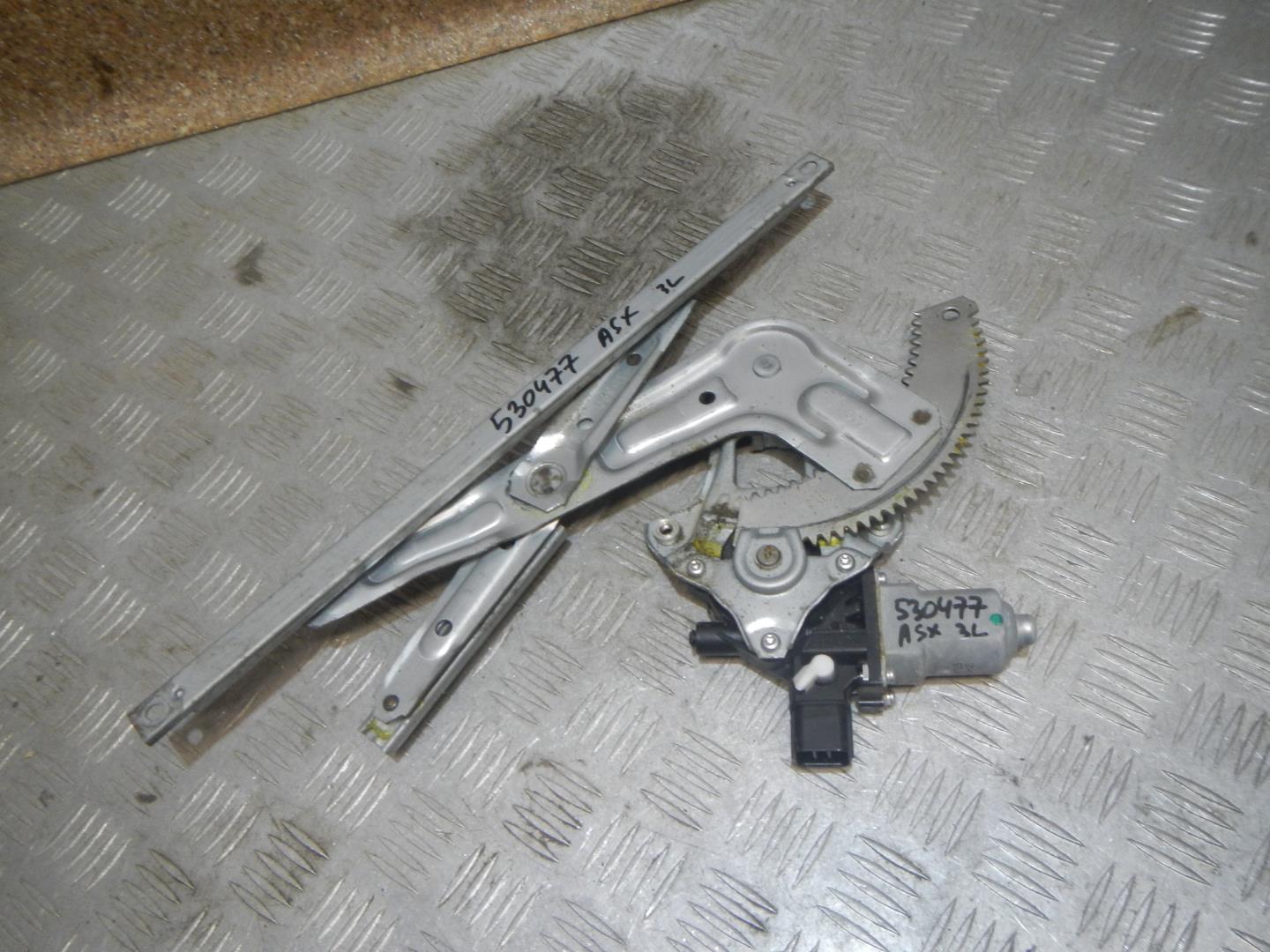 Стеклоподъемник электр. задний левый