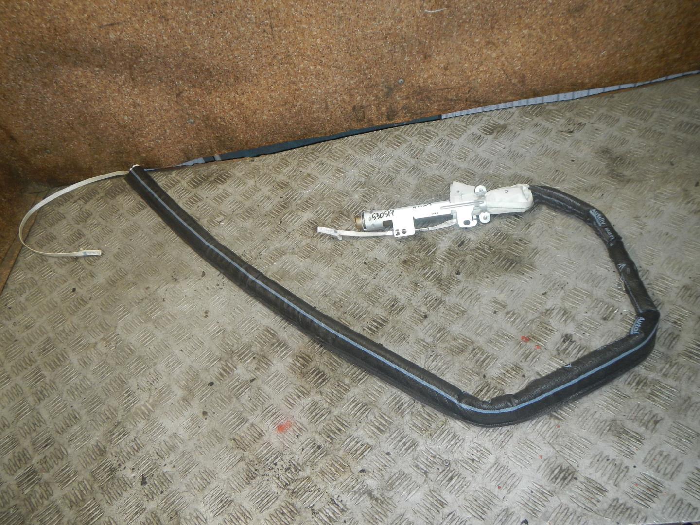 Подушка безопасности боковая (шторка)