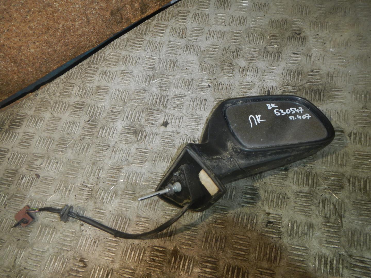 Зеркало правое электрическое