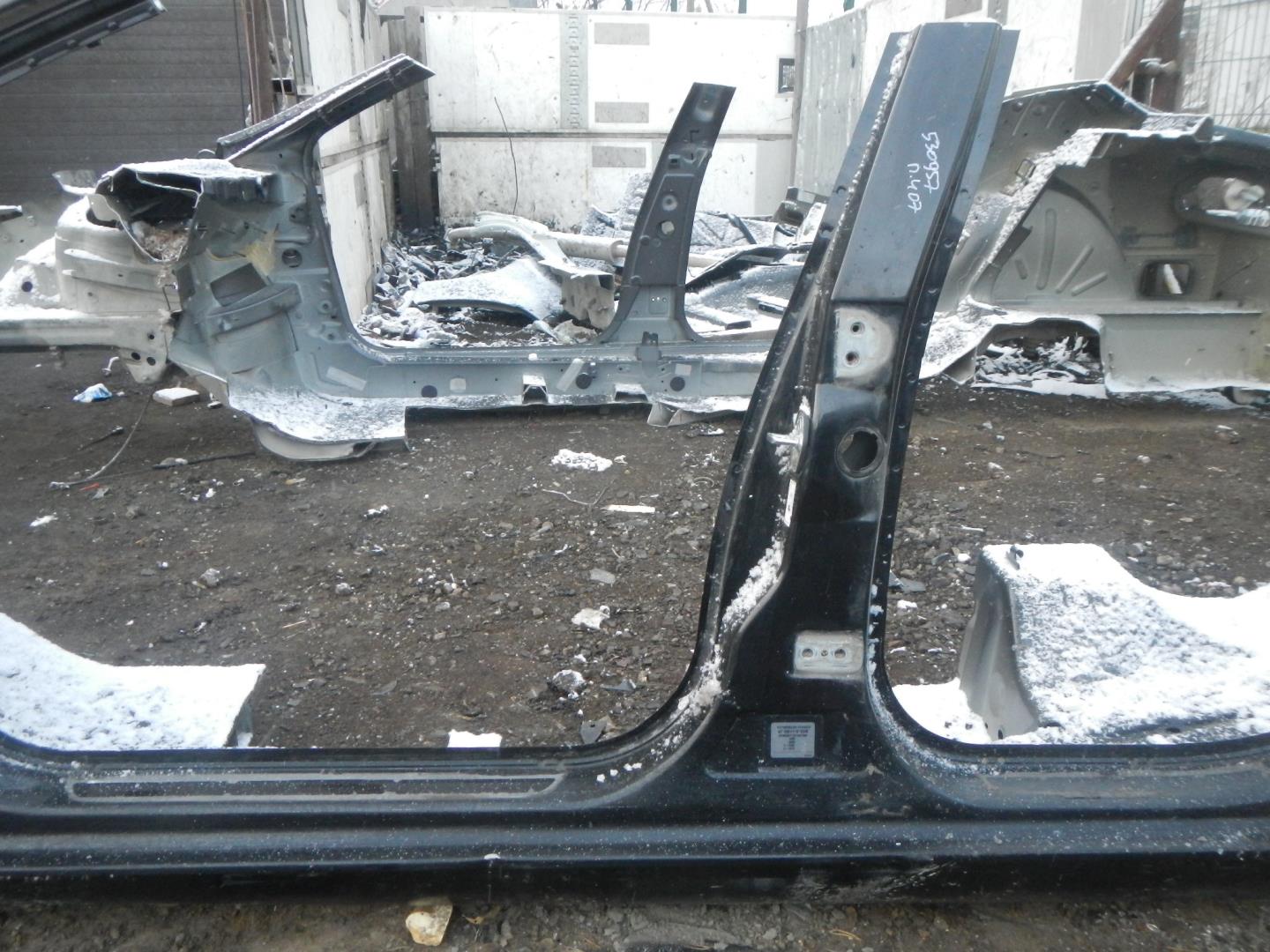 Кузовной элемент