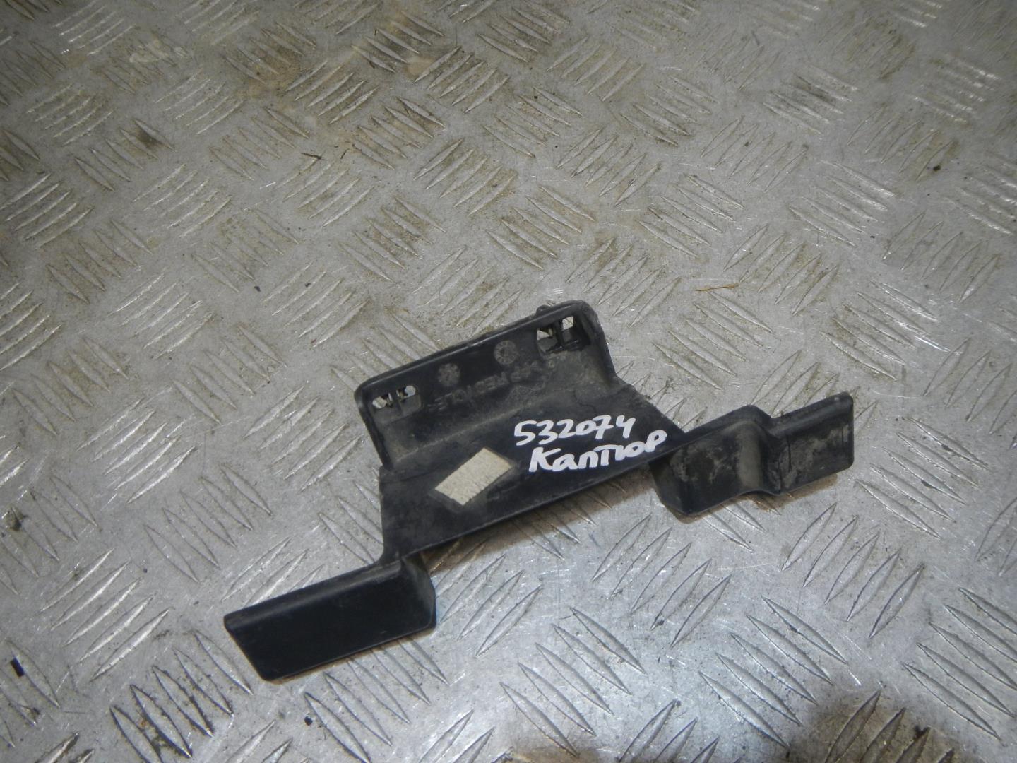 Кронштейн радиатора