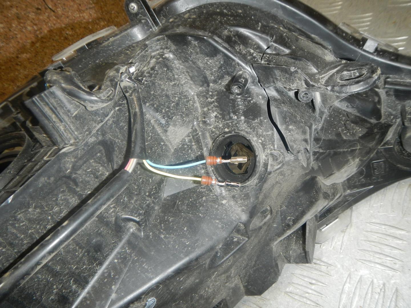 Фара правая