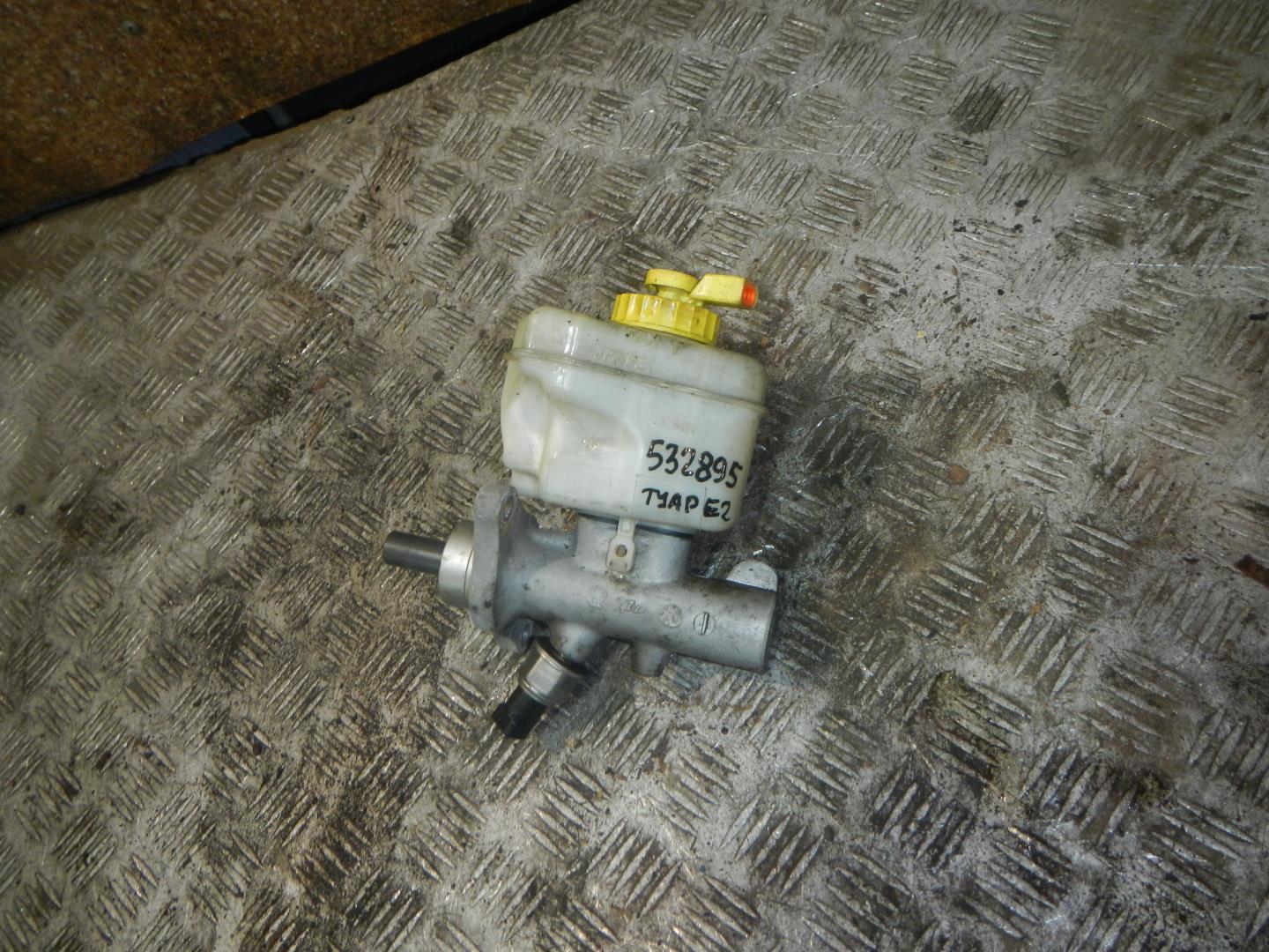 Цилиндр тормозной главный