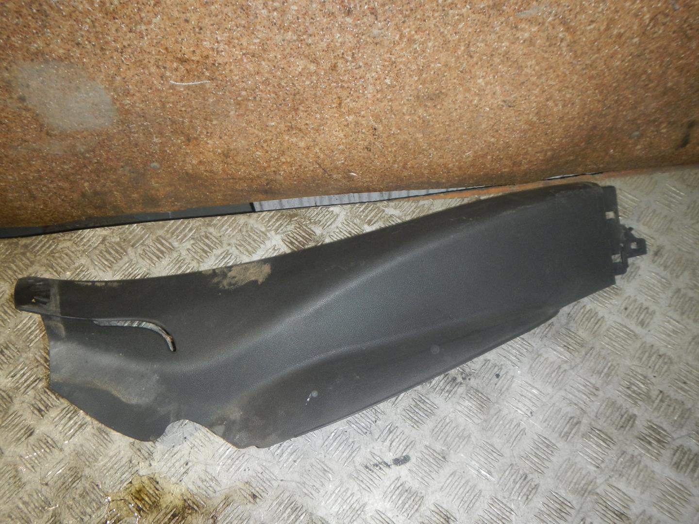 Обшивка стойки