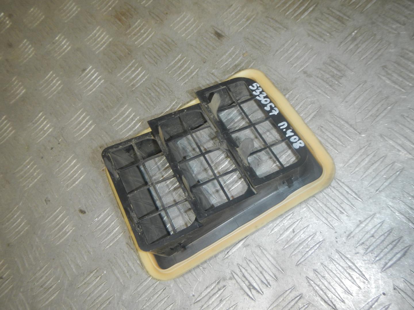 Решетка вентиляционная