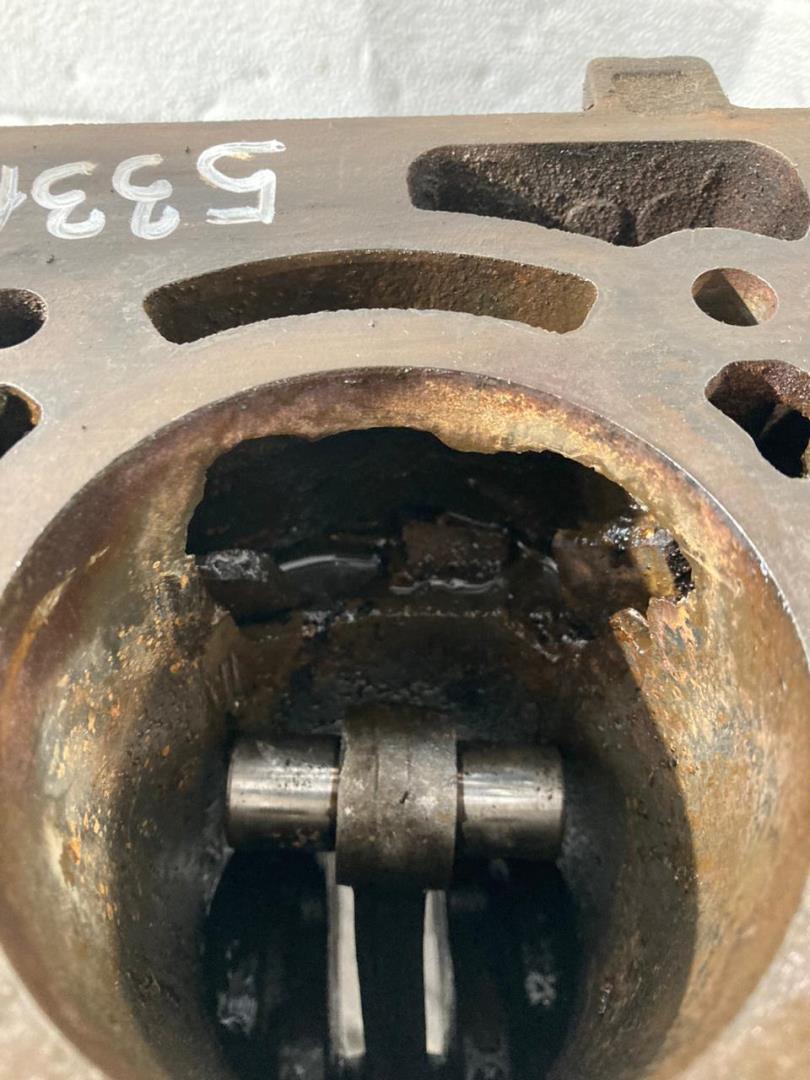 Блок двигателя