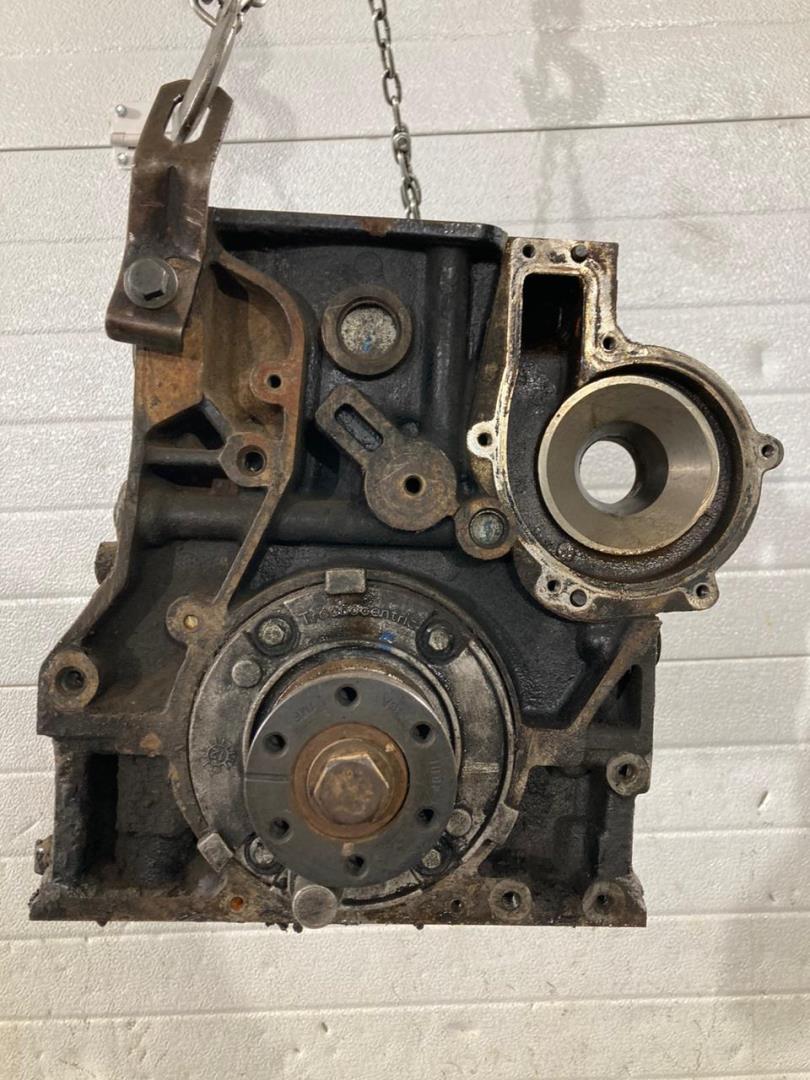 Блок двигателя